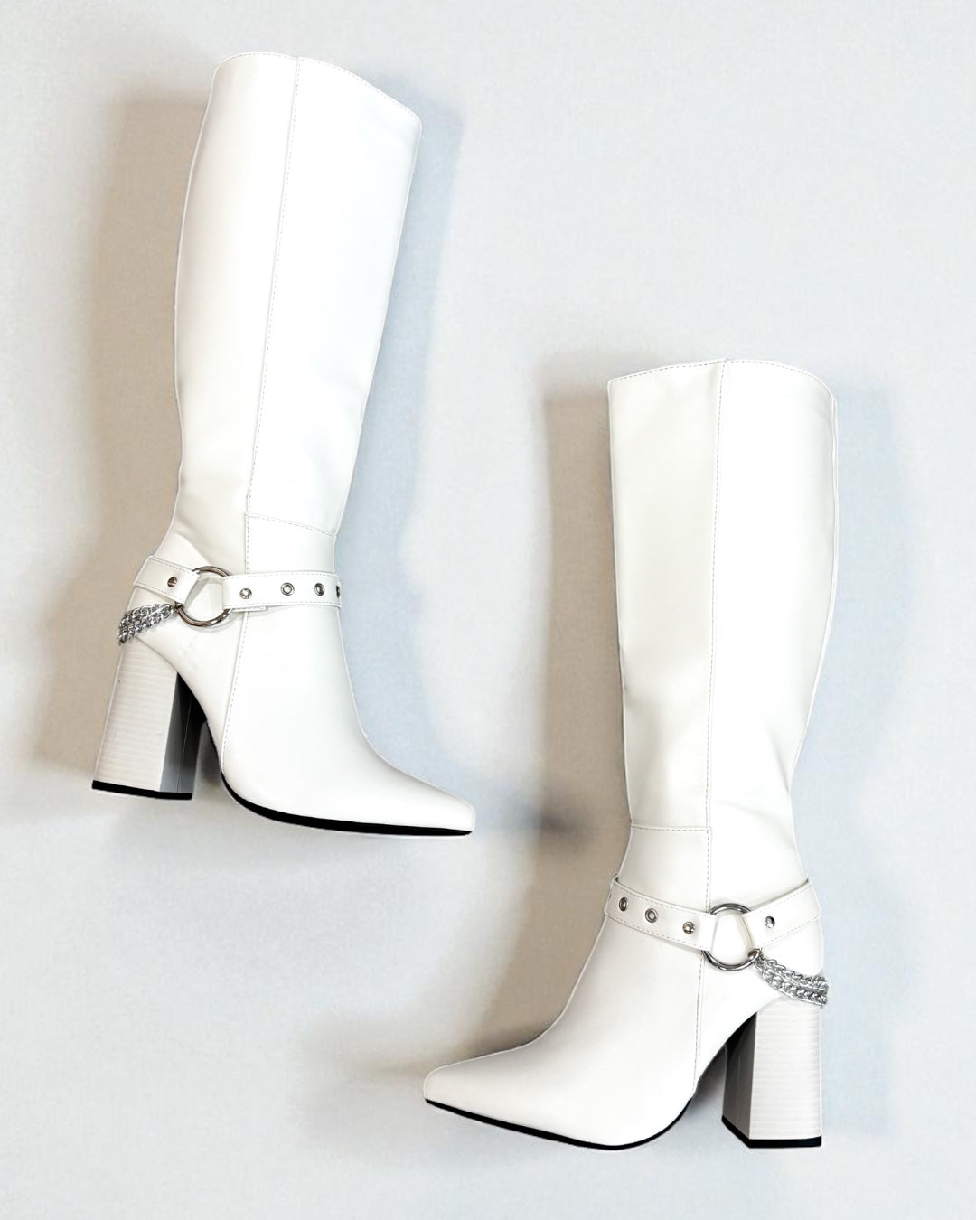 Triple form white