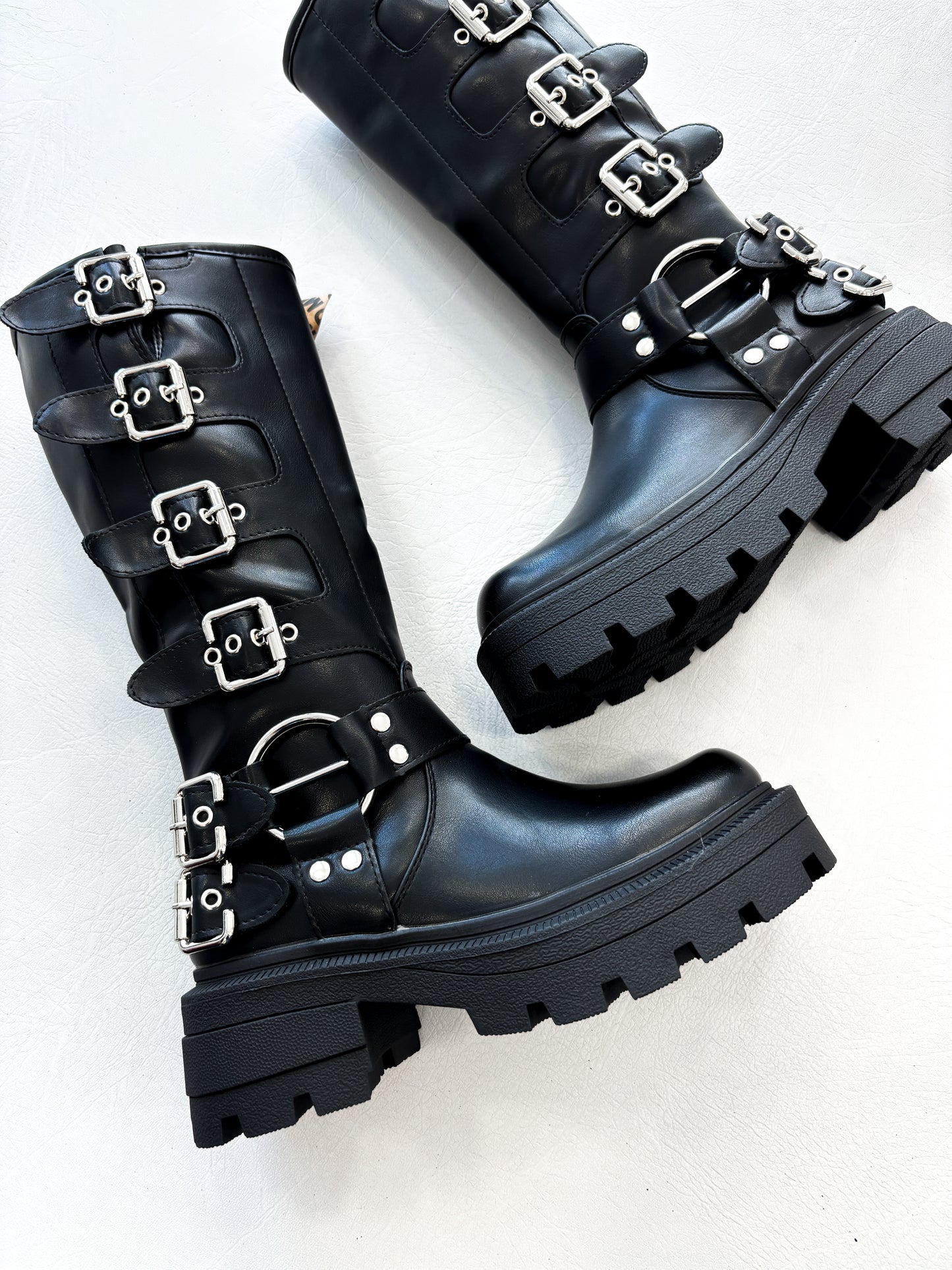 Biker boots