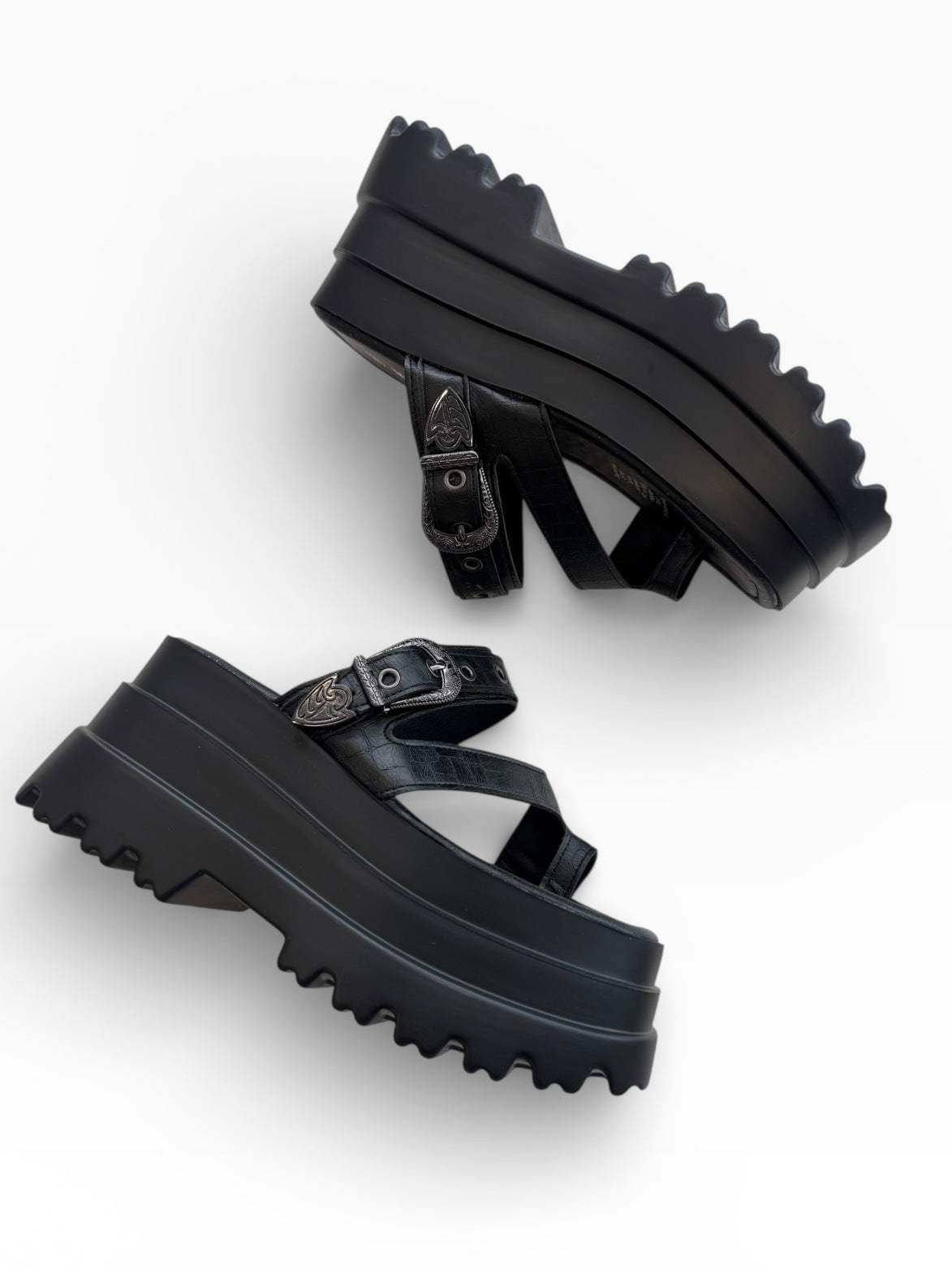 Baru black