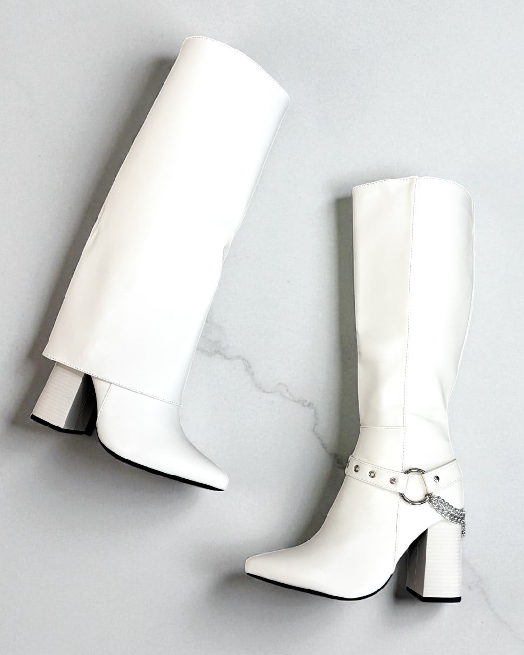Triple form white